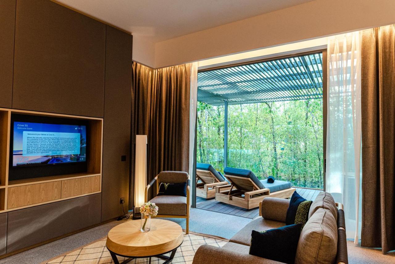 Cove 55 Hotel Santubong Exterior foto
