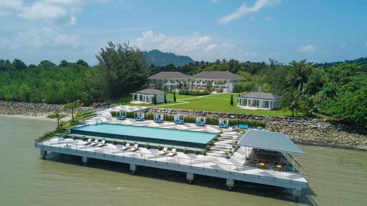 Cove 55 Hotel Santubong Exterior foto